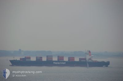 QUEBEC EXPRESS - Container Ship (IMO: 9294836, MMSI: 310760000) |  MyShipTracking